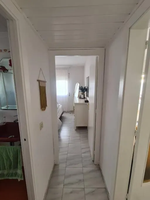 Nice Beachside 2-Bd Apt Near Barcelona Cunit Διαμέρισμα