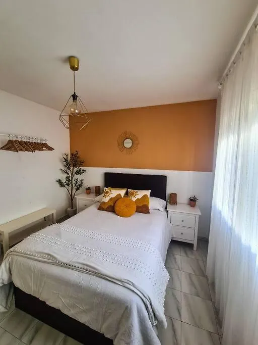 Apartman Nice Beachside 2-Bd Apt Near Barcelona Cunit